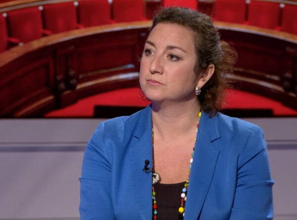 Los diputados sí tienen indemnizaciones cuando terminan su mandato, aunque Alícia Romero dice que no