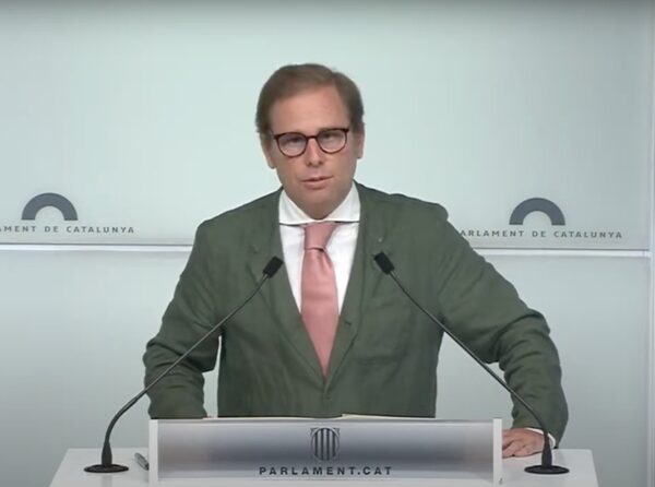 La llei d’estrangeria no diu que s’hagi d’expulsar “immediatament” als immigrants en situació irregular