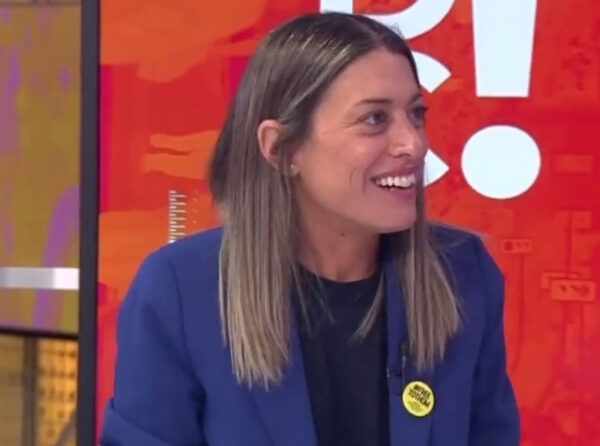 Aragonès no cantó “el ‘Happy Birthday’ al rey”, el ‘cumpleaños feliz’ de las autoridades en el MWC era para Pedro Sánchez