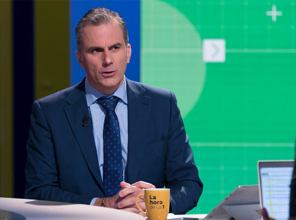 Las encuestas no dicen que Vox tendrá más apoyo que Ciudadanos y el PP, como dice Ortega Smith