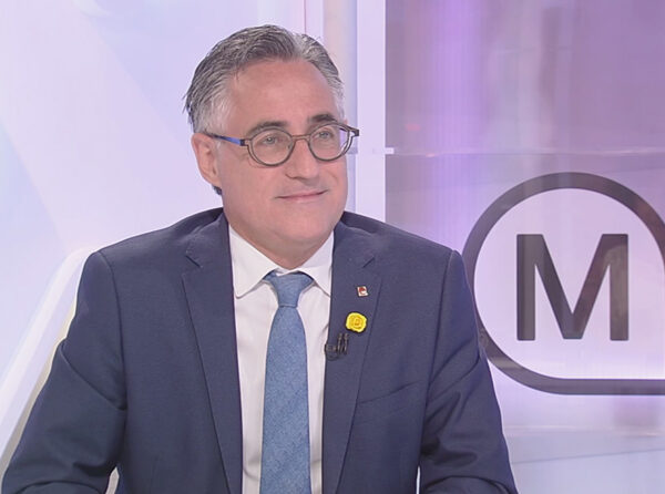 Catalunya no va tenir entre 400 i 500 ingressats a l&rsquo;UCI en la tercera onada, com diu Tremosa