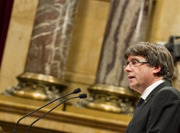 Carles Puigdemont podrà ser a Barcelona pel ple d’investidura, tal com ell mateix assegura?