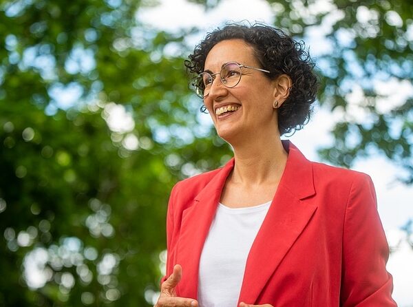 No hi ha dades que afirmin que el 80% dels catalans està a favor de celebrar un referèndum des de fa 15 anys, a diferència del que va assegurar Marta Rovira