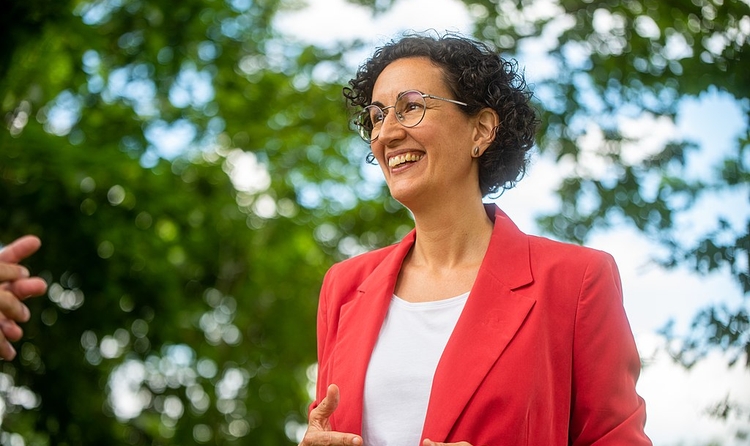 No hi ha dades que afirmin que el 80% dels catalans està a favor de celebrar un referèndum des de fa 15 anys, a diferència del que va assegurar Marta Rovira